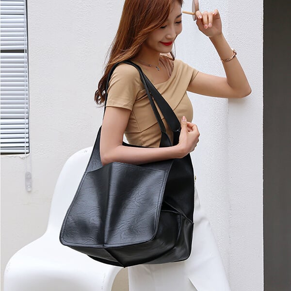 Scarlett™ Luxe Grandeur | Soft shoulder Leather bag