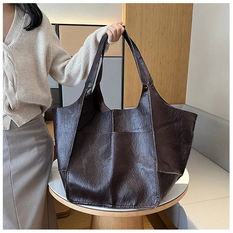 Scarlett™ Luxe Grandeur | Soft shoulder Leather bag
